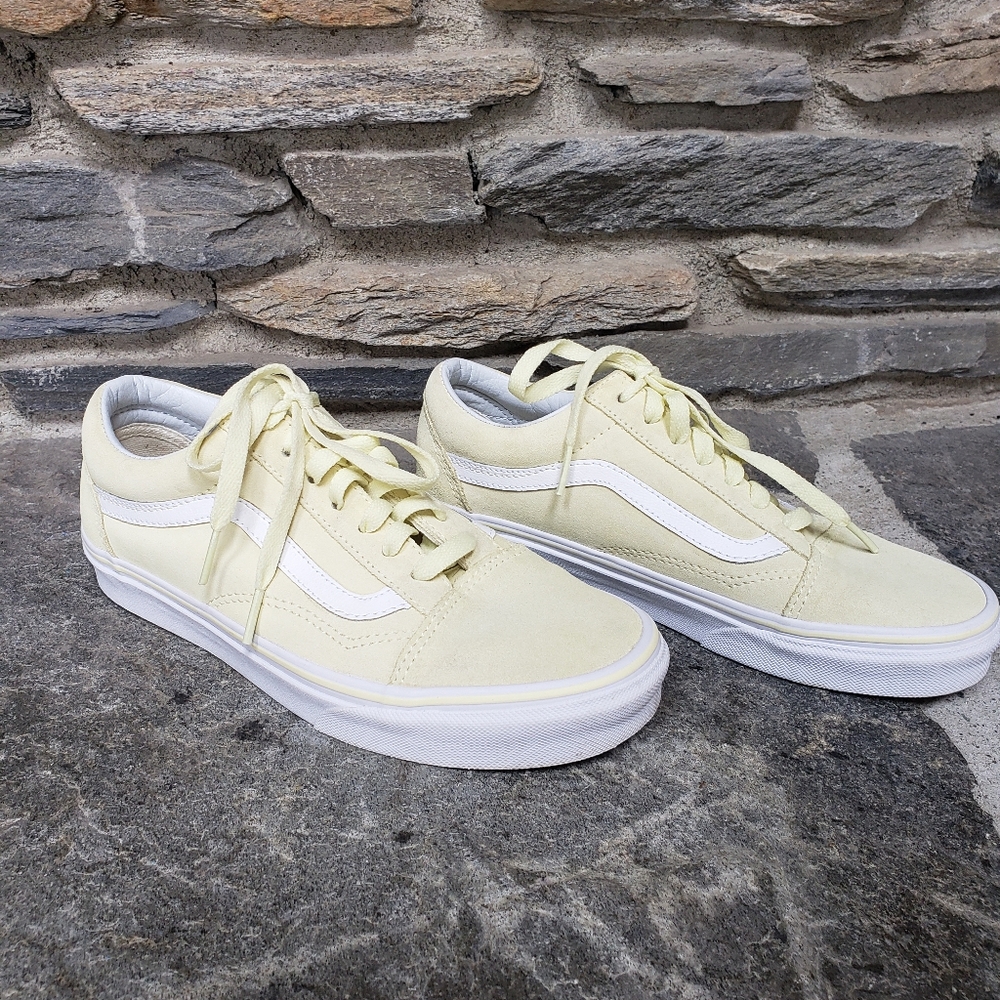 EUC Vans Sneakers Yellow W 7.5 M 6